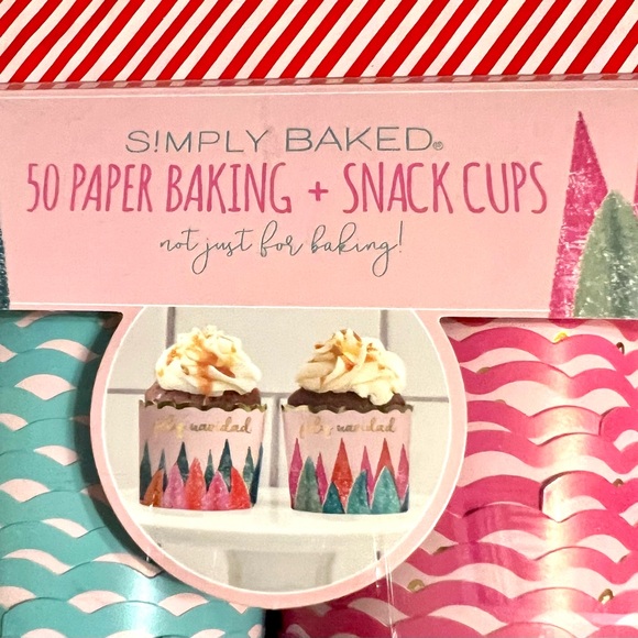 50 Feliz Navidad Pink & Green Bottle Brush Trees Paper Baking and Snack Cups - Picture 6 of 11